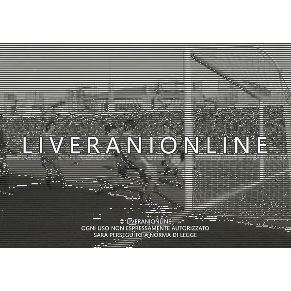 17-11-1979 UDINE AMICHEVOLE ITALIA SVIZZERA 2-0 NELLA FOTO AZIONE DI GIOCO PAOLO ROSSI AG ALDO LIVERANI SAS