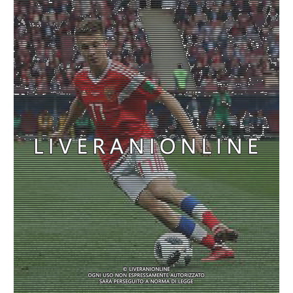 FIFA World Cup Russia 2018 Match No 01, 2018Đ06Đ14, Russia vs Saudi Arabia, Luzhniki Stadium (MLU) PILKA NOZNA MISTRZOSTWA SWIATA W PILCE NOZNEJ MUNDIAL ROSJA 2018 ROSJA - ARABIA SAUDYJSKA FOT. JOHN BOTOS PROJECT PLUS/NEWSPIX.PL --- Newspix.pl Aleksandr GOLOVIN (RUS) AG ALDO LIVERANI SAS-ONLY ITALY