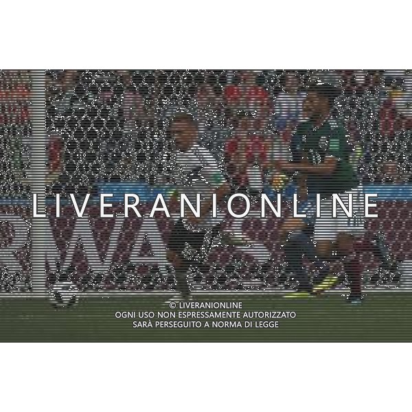 FIFA World Cup Russia 2018 Match No. 011, 2018-06-17 Germany vs Mexico Luzhniki Stadium PILKA NOZNA MISTRZOSTWA SWIATA W PILCE NOZNEJ MUNDIAL ROSJA 2018 NIEMCY - MEKSYK FOT. JOHN BOTOS PROJECT PLUS/NEWSPIX.PL --- Newspix.pl Joshua KIMMICH (GER) & Carlos VELA (MEX)