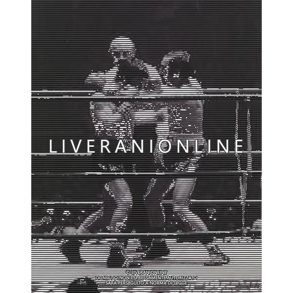 RETROSPETTIVA ARCARI BRUNO PUGILE NELLA FOTO ARCARI BRUNO AG ALDO LIVERANI SAS