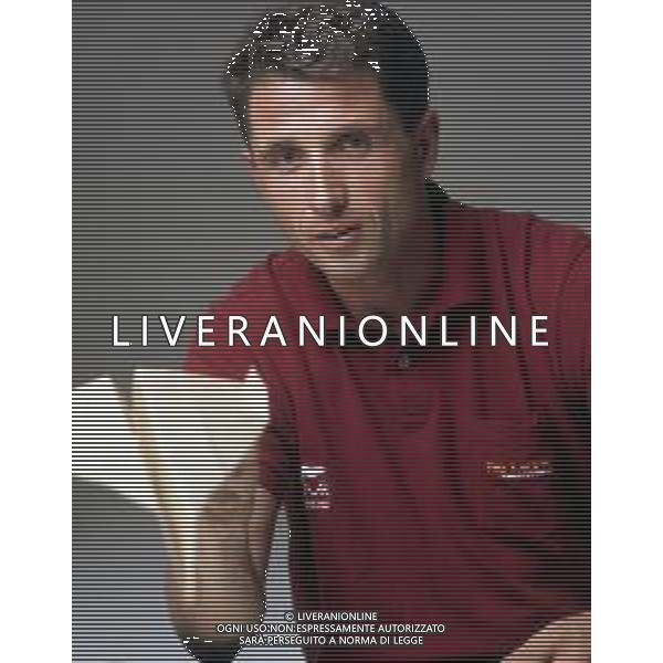 RETROSPETTIVA PATRICK DE GAYARDON DE FENOYL PARACADUTISTA FRANCESE E PARACADUTISMO ACROBATICO AG ALDO LIVERANI SAS