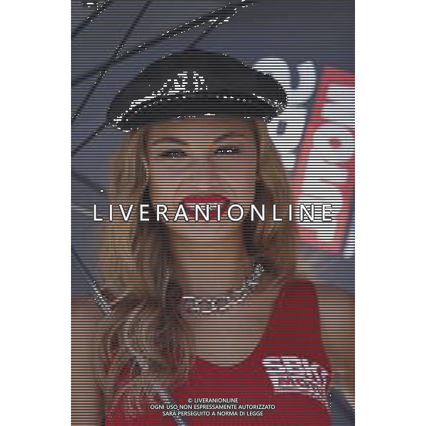 FIM World Superbike Championship Pirelli Riviera di Rimini Round Misano World Circuit Marco Simoncelli Gara 1 07/07/2018 nella foto: un ombrellina ©Claudio Zamagni/Agenzia Aldo Liverani umbrella girl during Race 1 FIM World Superbike Championship Pirelli Riviera di Rimini Round at Misano World Circuit Marco Simoncelli 07 July 2018 Photo Credit: Claudio Zamagni/Aldo Liverani Photo Agency
