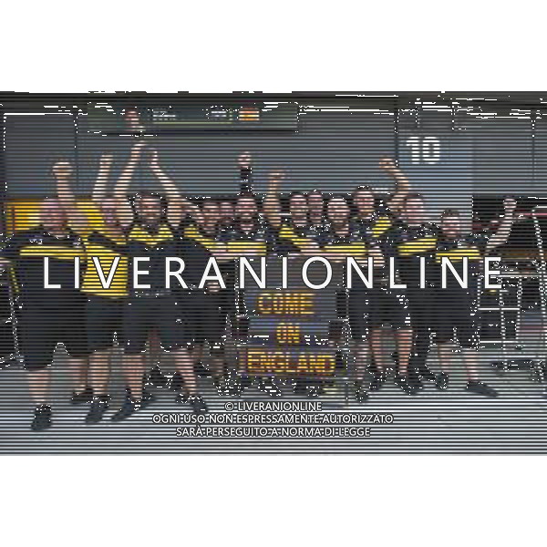The Renault Sport F1 Team support England for the World Cup Football Match against Sweden. 07.07.2018. Formula 1 World Championship, Rd 10, British Grand Prix, Silverstone, England, Qualifying Day. / AGENZIA ALDO LIVERANI SAS - ITALY ONLY EDITORIAL USE ONLY - F1 GP INGHILTERRA GRAN BRETAGNA PROVE UFFICIALI QUALIFICHE 07.07.2018