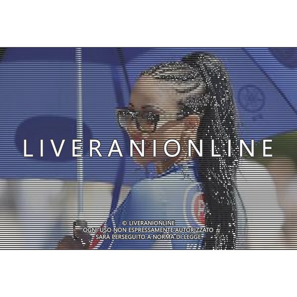 FIM World Superbike Championship Pirelli Riviera di Rimini Round Misano World Circuit Marco Simoncelli Superpole 07/07/2018 nella foto: ombrellina ©Claudio Zamagni/Agenzia Aldo Liverani Umbrella girl during superpole FIM World Superbike Championship Pirelli Riviera di Rimini Round at Misano World Circuit Marco Simoncelli 07 July 2018 Photo Credit: Claudio Zamagni/Aldo Liverani Photo Agency