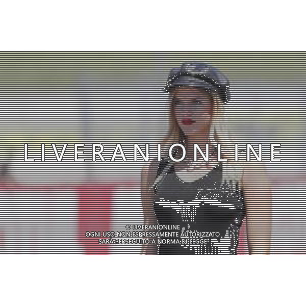 FIM World Superbike Championship Pirelli Riviera di Rimini Round Misano World Circuit Marco Simoncelli Gara 1 07/07/2018 nella foto: ombrellina ©Claudio Zamagni/Agenzia Aldo Liverani umbrella girl during Race 1 FIM World Superbike Championship Pirelli Riviera di Rimini Round at Misano World Circuit Marco Simoncelli 07 July 2018 Photo Credit: Claudio Zamagni/Aldo Liverani Photo Agency