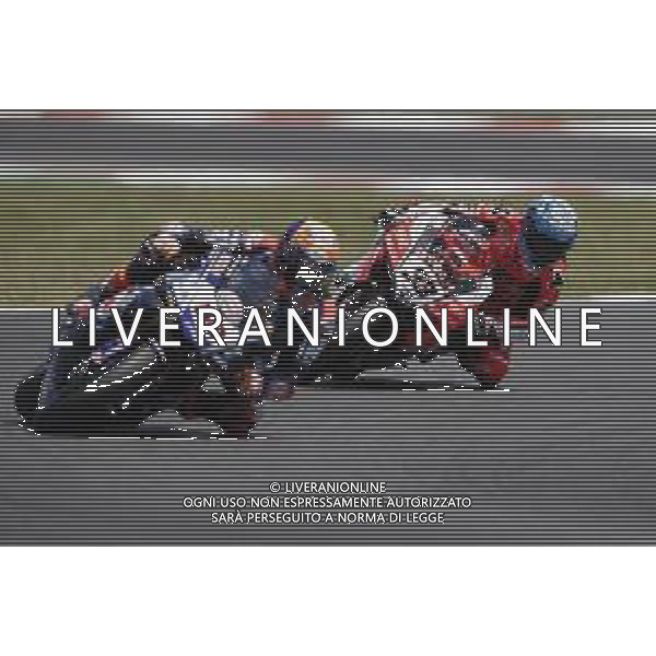 FIM World Superbike Championship Pirelli Riviera di Rimini Round Misano World Circuit Marco Simoncelli Gara 2 08/07/2018 nella foto: Marco Melandri (Ducati Panigale R) Michael Van Der Mark (Yamaha YZF R1) ©Claudio Zamagni/Agenzia Aldo Liverani Marco Melandri (Ducati Panigale R) Michael Van Der Mark (Yamaha YZF R1) during Race 2 FIM World Superbike Championship Pirelli Riviera di Rimini Round at Misano World Circuit Marco Simoncelli 08 July 2018 Photo Credit: Claudio Zamagni/Aldo Liverani Photo Agency