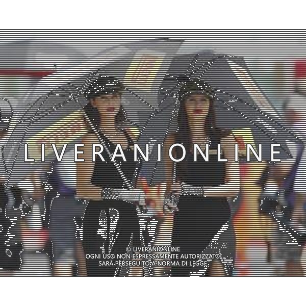 FIM World Superbike Championship Pirelli Riviera di Rimini Round Misano World Circuit Marco Simoncelli Gara 2 08/07/2018 nella foto: ombrelline ©Claudio Zamagni/Agenzia Aldo Liverani umbrella girls during Race 2 FIM World Superbike Championship Pirelli Riviera di Rimini Round at Misano World Circuit Marco Simoncelli 08 July 2018 Photo Credit: Claudio Zamagni/Aldo Liverani Photo Agency