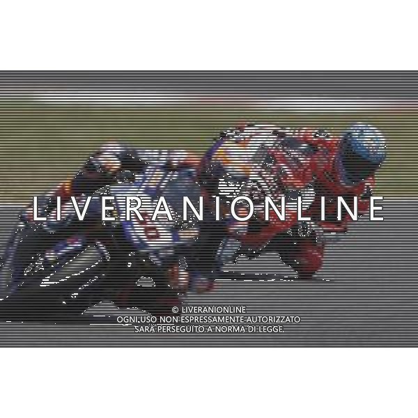 FIM World Superbike Championship Pirelli Riviera di Rimini Round Misano World Circuit Marco Simoncelli Gara 2 08/07/2018 nella foto: Marco Melandri (Ducati Panigale R) Michael Van Der Mark (Yamaha YZF R1) ©Claudio Zamagni/Agenzia Aldo Liverani Marco Melandri (Ducati Panigale R) Michael Van Der Mark (Yamaha YZF R1) during Race 2 FIM World Superbike Championship Pirelli Riviera di Rimini Round at Misano World Circuit Marco Simoncelli 08 July 2018 Photo Credit: Claudio Zamagni/Aldo Liverani Photo Agency