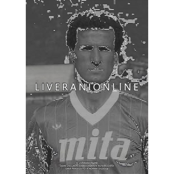 1985-1986-RETROSPETTIVA GIOVANNI GUERRINI CALCIATORE NELLA FO GIOVANNI GUERRINI CON LA MAGLIA DEL COMO AG ALDO LIVERANI SAS