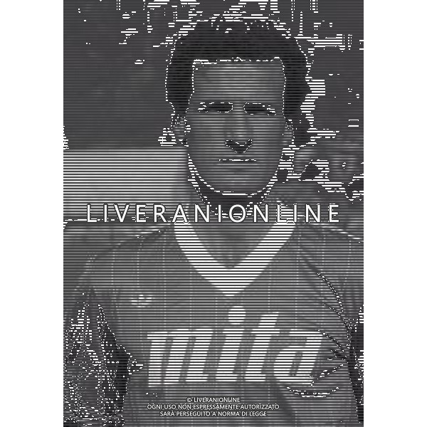 1985-1986-RETROSPETTIVA GIOVANNI GUERRINI CALCIATORE NELLA FO GIOVANNI GUERRINI CON LA MAGLIA DEL COMO AG ALDO LIVERANI SAS