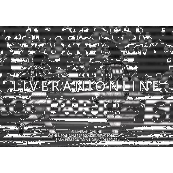 06-03-1991 MILANO- COPPA DEI CAMPIONI MILAN MARSIGLIA 1-1 NELLA FOTO ABBRACCI GIOCATORI MILAN AG ALDO LIVERANI SAS