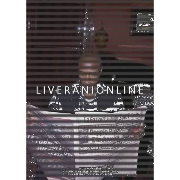 02-11-1998 milano phil masinga nuovo acquisto bari calcio ag aldo liverani sas