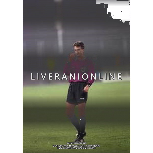 05-11-1997-TORINO CHAMPIONS LEAGUE TORINO KOSICE 3-2 NELLA FOTO ARBITRO Ansuategui Roca AG ALDO LIVERANI SAS