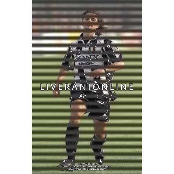 1996-1997 RITIRO ESTIVO PRECAMPIONATO JUVENTUS CALCIO IN VAL D\'AOSTA NELLA FOTO MICHELE PADOVANO AG ALDO LIVERANI SAS