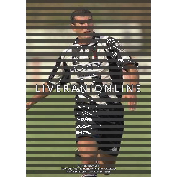 1996-1997 RITIRO ESTIVO PRECAMPIONATO JUVENTUS CALCIO IN VAL D\'AOSTA NELLA FOTO ZINEDINE ZIDANE AG ALDO LIVERANI SAS