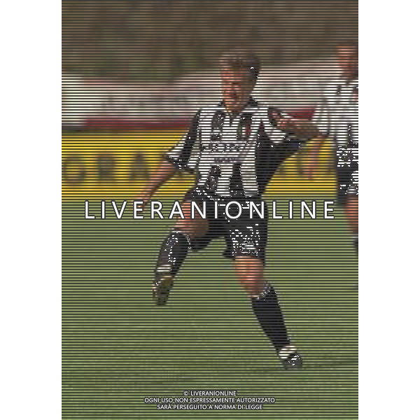 1996-1997 RITIRO ESTIVO PRECAMPIONATO JUVENTUS CALCIO IN VAL D\'AOSTA NELLA FOTO DIDIER DESCHAMPS AG ALDO LIVERANI SAS