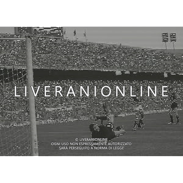 21-05-1972 MILANO-CAMPIONATO DI CALCIO SERIE A INTER MANTOVA 2-0 NELLA FOTO PARATA ANGELO RECCHI AG ALDO LIVERANI SAS