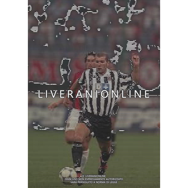 1999-2000 MILANO TROFEO LUIGI BERLUSCONI MILAN JUVENTUS NELLA FOTO ZINEDINE ZIDANE AG ALDO LIVERANI SAS
