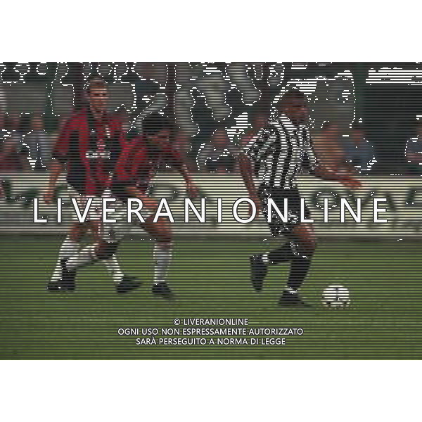 1999-2000 MILANO TROFEO LUIGI BERLUSCONI MILAN JUVENTUS NELLA FOTO SUNDAY OLISEH E GENNARO GATTUSO AG ALDO LIVERANI SAS