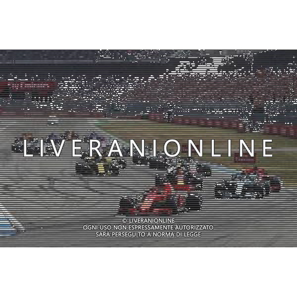 Sebastian Vettel (GER) Ferrari SF71H leads at the start of the race. 22.07.2018. Formula 1 World Championship, Rd 11, German Grand Prix, Hockenheim, Germany, Race Day. / AGENZIA ALDO LIVERANI SAS - ITALY ONLY EDITORIAL USE ONLY - F1 Gp Germania Gara 22.07.2018
