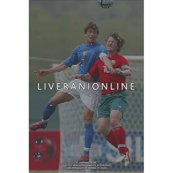 CAMPIONATO EUROPEO UNDER 17 ITALIA - BIELORUSSIA 05/05/2005 NELLA FOTO: DE SILVESTRI E KISLY FOTO GIANNI NUCCI/AG. ALDO LIVERANI