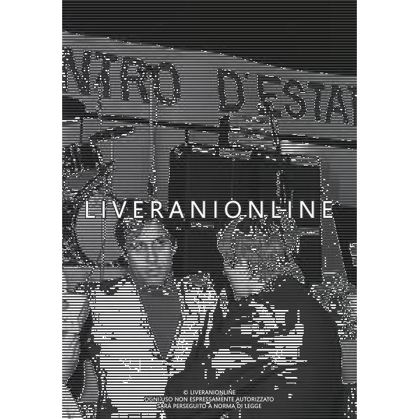 1971 TREISTE INCONTRO D\'ESTATE NELLA FOTO ADRIANO CELENTANO AG ALDO LIVERANI SAS