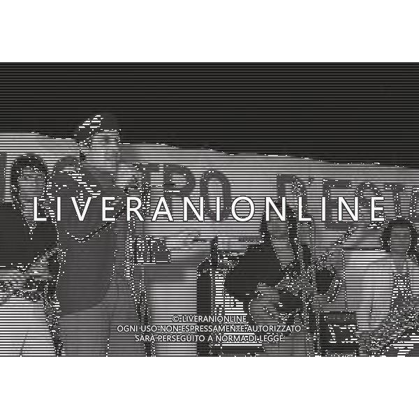 1971 TREISTE INCONTRO D\'ESTATE NELLA FOTO ADRIANO CELENTANO AG ALDO LIVERANI SAS