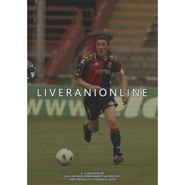 29-04-2001-GENOVA-CAMPIONATO DI CALCIO SERIE B GENOA PISTOIESE 0-0 NELLA FOTO VINCENZO TORRENTE AG ALDO LIVERANI SAS