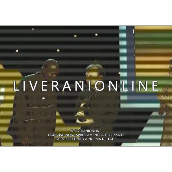 L’Oscar del calcio AIC 1999 fu la terza edizione dell\'Oscar del calcio AIC, la manifestazione in cui vengono premiati i protagonisti del calcio italiano dall\'Associazione Italiana Calciatori NELLA FOTO ALEBRTO ZACCHERONI CON GEORGE WEAH E MARTINA COLOMBARI AG ALDO LIVERANI SAS