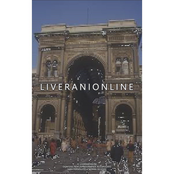 MILANO GALLERIA VITTORIO EMANUELE AG ALDO LIVERANI SAS