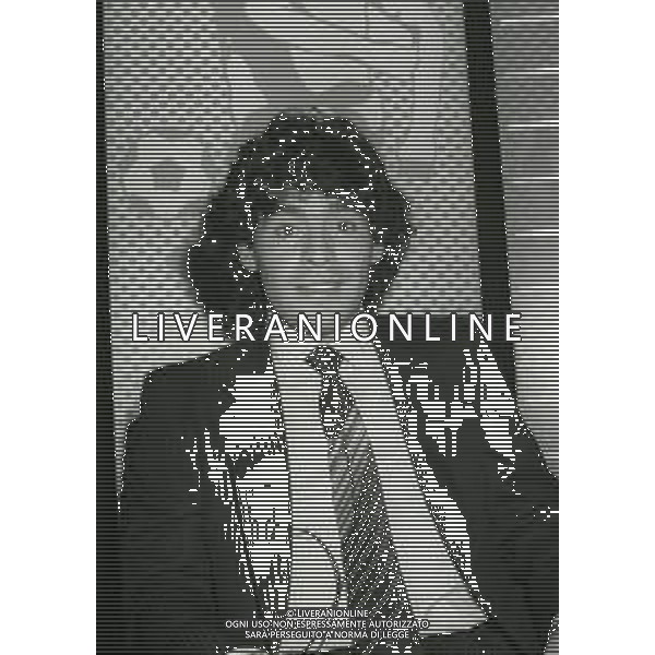 1985-1986 MILANO EUROCALCIO TRASMISSIONE CON OSPITE DIEGO MARADONA NELLA FOTO DIEGO MARADONA AG ALDO LIVERANI SAS