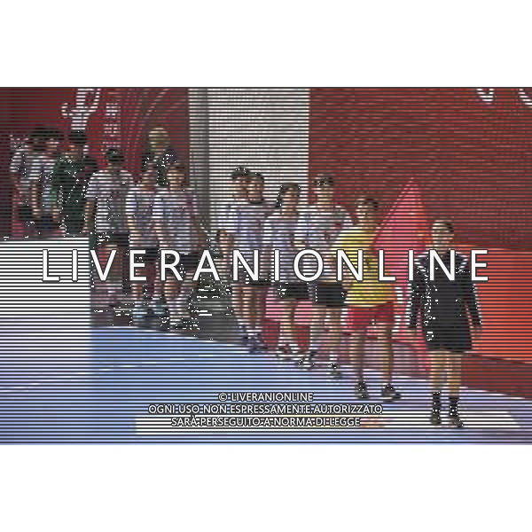 2018.08.09 Kielce Pilka reczna Mlodziezowe Mistrzostwa Swiata w Pilce Recznej Kobiet do lat 18 Chiny - Rosja N/z Hymny Chiny Foto Rafal Rusek / PressFocus/NEWSPIX.PL 2018.08.09 Kielce Handball IHF Youth U18 Womens World Championship 2018 China - Russia Hymny Chiny Credit: Rafal Rusek / PressFocus --- Newspix.pl AG ALDO LIVERANI SAS