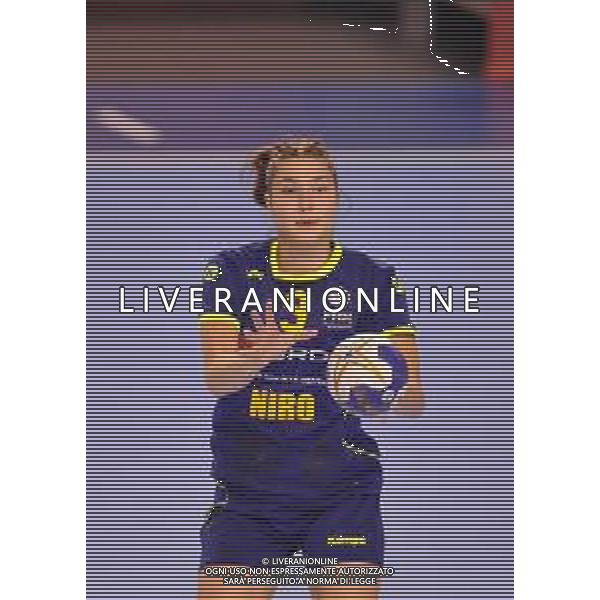 2018.08.09 Kielce Pilka reczna Mlodziezowe Mistrzostwa Swiata w Pilce Recznej Kobiet do lat 18 Austria - Rumunia N/z Valcan Denisa Andreea Foto Lukasz Sobala / Press Focus/NEWSPIX.PL 2018.08.09 Kielce Handball IHF Youth U18 Womens World Championship 2018 Austria - Romania Valcan Denisa Andreea Credit: Lukasz Sobala / Press Focus --- Newspix.pl AG ALDO LIVERANI SAS