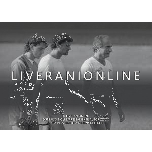 1987 -1988 MILANELLO ALLENAMENTO NAZIONALE ITALIANA NELLA FOTO ALESSANDRO ALTOBELLI CON AZEGLIO VICINI E ROBERTO MANCINI AG ALDO LIVERANI SAS