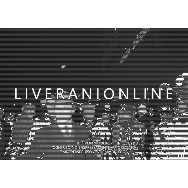 12-12-1969 MILANO ATTENTATO ALLA BANCA NAZIONALE DELL\' AGRICOLTURA IN PIAZZA FONTANA CON 17 VITTIME NELLA FOTO IL CARDINALE GIOVANNI COLOMBO SUL LUOGO DELL\'ATTENTATO AG ALDO LIVERANI SAS 
