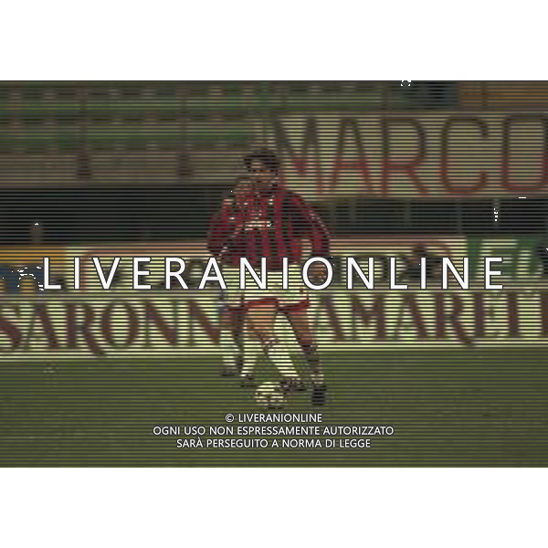 19-02-1997 MILANO AMICHEVOLE MILAN CHELSEA 2-0 NELLA FOTO GIANFRANCO ZOLA AG ALDO LIVERANI SAS