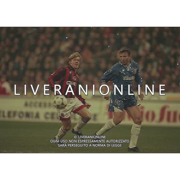 19-02-1997 MILANO AMICHEVOLE MILAN CHELSEA 2-0 NELLA FOTO DAN PETRESCU E JESPER BLOMQVIST AG ALDO LIVERANI SAS