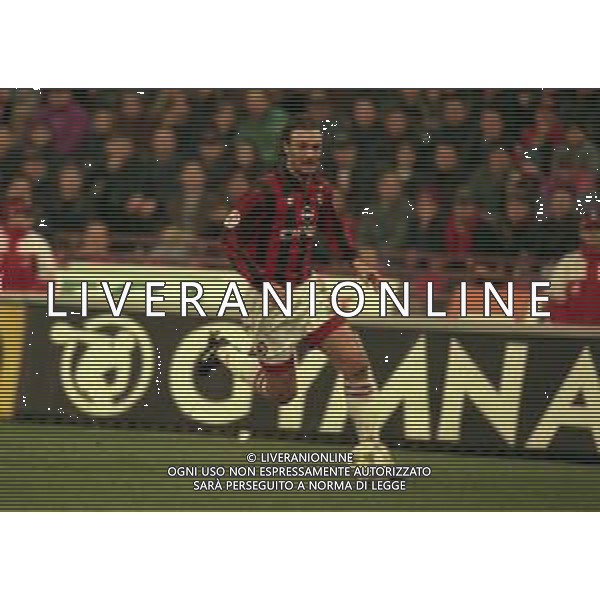 19-02-1997 MILANO AMICHEVOLE MILAN CHELSEA 2-0 NELLA FOTO CRISTOPHE DUGARRY AG ALDO LIVERANI SAS