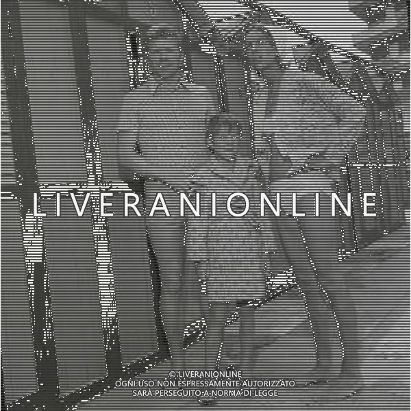 1969 CESENATICO RETROSPETTIVA HELMUT HALLER CALCIATORE NELLA FOTO HELMUT HALLER IN VACANZA A CESENATICO CON LA FAMIGLIA AG ALDO LIVERANI SAS