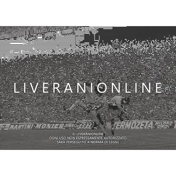 29-09-1973-MILANO STADIO SAN SIRO AMICHEVOLE ITALIA -SVEZIA 2-0 NELLA FOTO GIGI RIVA AG ALDO LIVERANI SAS