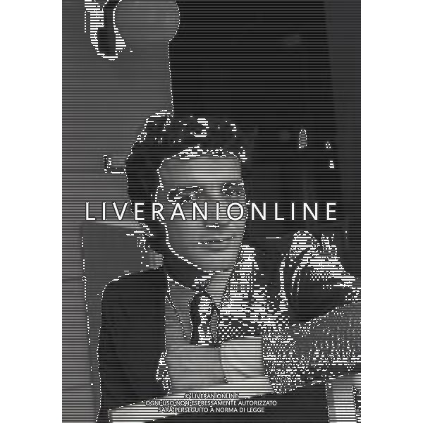 1971 SAINT VINCENT UN DISCO PER L\'ESTATE VINTO DA MINO REITANO NELLA FOTO MINO REITANO AG ALDO LIVERANI SAS