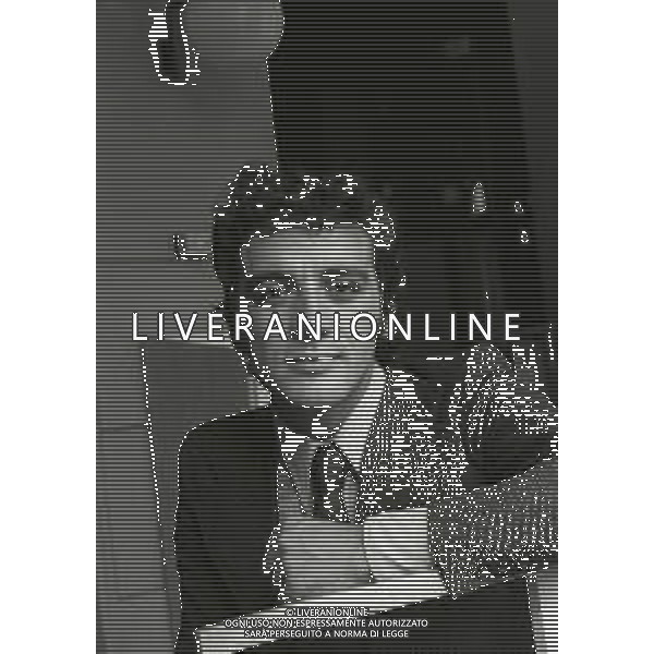1971 SAINT VINCENT UN DISCO PER L\'ESTATE VINTO DA MINO REITANO NELLA FOTO MINO REITANO AG ALDO LIVERANI SAS