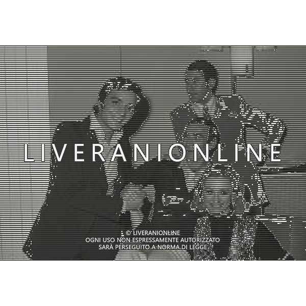 1971 SAINT VINCENT UN DISCO PER L\'ESTATE VINTO DA MINO REITANO NELLA FOTO MINO REITANO E DON LURIO CON RAFFAELLA CARRA\' AG ALDO LIVERANI SAS