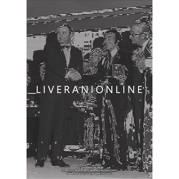 1972-22 FESTIVAL DELLA CANZONE ITALIANA A SANREMO NELLA FOTO PREMIAZIONE PEPPINO GAGLIARDI AG ALDO LIVERANI SAS