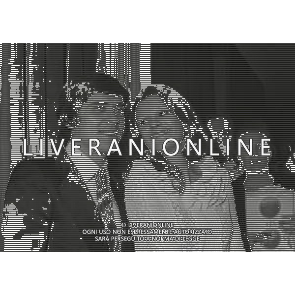 1972-22 FESTIVAL DELLA CANZONE ITALIANA A SANREMO NELLA FOTO GIANNI MORANDI E MILVA AG ALDO LIVERANI SAS