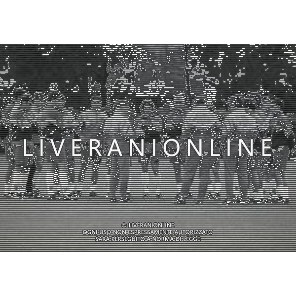 1995 COVERCIANO ALLENAMENTO NAZIONALE ITALIANA CALCIO NELLA FOTO ARRIGO SACCHI PARLA ALLA SQUADRA AG ALDO LIVERANI SAS