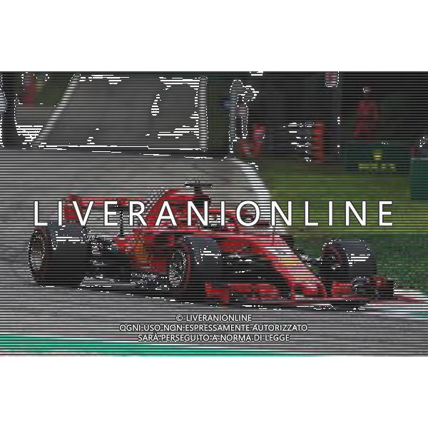Sebastian Vettel (GER) Ferrari SF71H with a broken front wing. 02.09.2018. Formula 1 World Championship, Rd 14, Italian Grand Prix, Monza, Italy, Race Day. AG ALDO LIVERANI SAS-ONLY ITALY
