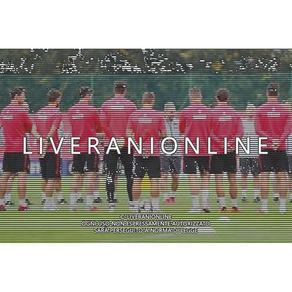 05.09.2018 WARSZAWA - MIEDZYLESIE BOISKO KS ZWAR PILKA NOZNA (FOOTBALL) TRENING REPREZENTACJI POLSKI PRZED MECZEM LIGI NARODOW Z WLOCHAMI (POLISH NATIONAL TEAM PRACTISE BEFORE NATIONAL LEAGUE GAME) NZ POLSKA TRENING JERZY BRZECZEK - TRENER, SELEKCJONER REPREZENTACJI POLSKI, HEAD COACH FOTO LUKASZ GROCHALA/CYFRASPORT / NEWSPIX.PL --- Newspix.pl / AGENZIA ALDO LIVERANI SAS - ITALY ONLY EDITORIAL USE ONLY - ALLENAMENTO DELLA NAZIONALE DELLA POLONIA IN VISTA DELLA UEFA NATIONS LEAGUE - VARSAVIA 05.09.2018