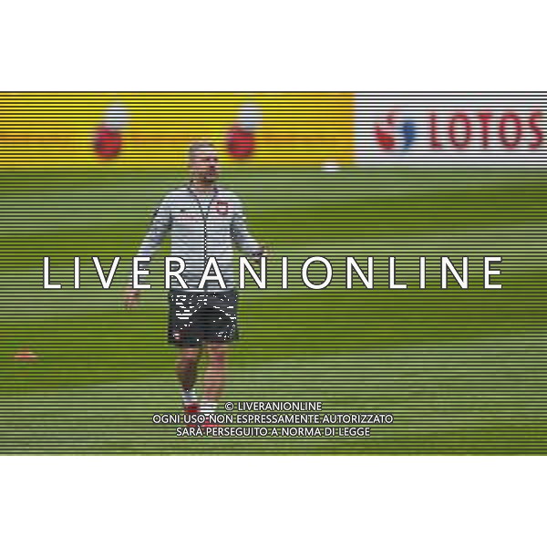 05.09.2018 WARSZAWA - MIEDZYLESIE BOISKO KS ZWAR PILKA NOZNA (FOOTBALL) TRENING REPREZENTACJI POLSKI PRZED MECZEM LIGI NARODOW Z WLOCHAMI (POLISH NATIONAL TEAM PRACTISE BEFORE NATIONAL LEAGUE GAME) NZ JERZY BRZECZEK - TRENER, SELEKCJONER REPREZENTACJI POLSKI, HEAD COACH FOTO LUKASZ GROCHALA/CYFRASPORT / NEWSPIX.PL --- Newspix.pl / AGENZIA ALDO LIVERANI SAS - ITALY ONLY EDITORIAL USE ONLY - ALLENAMENTO DELLA NAZIONALE DELLA POLONIA IN VISTA DELLA UEFA NATIONS LEAGUE - VARSAVIA 05.09.2018