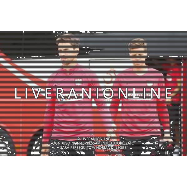 05.09.2018 WARSZAWA - MIEDZYLESIE BOISKO KS ZWAR PILKA NOZNA (FOOTBALL) TRENING REPREZENTACJI POLSKI PRZED MECZEM LIGI NARODOW Z WLOCHAMI (POLISH NATIONAL TEAM PRACTISE BEFORE NATIONAL LEAGUE GAME) NZ GRZEGORZ KRYCHOWIAK, WOJCIECH SZCZESNY FOTO LUKASZ GROCHALA/CYFRASPORT / NEWSPIX.PL --- Newspix.pl / AGENZIA ALDO LIVERANI SAS - ITALY ONLY EDITORIAL USE ONLY - ALLENAMENTO DELLA NAZIONALE DELLA POLONIA IN VISTA DELLA UEFA NATIONS LEAGUE - VARSAVIA 05.09.2018